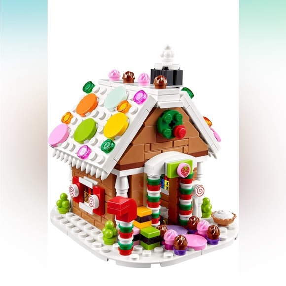 LEGO Seasonal: Gingerbread House (40139) - Picture 3 of 3